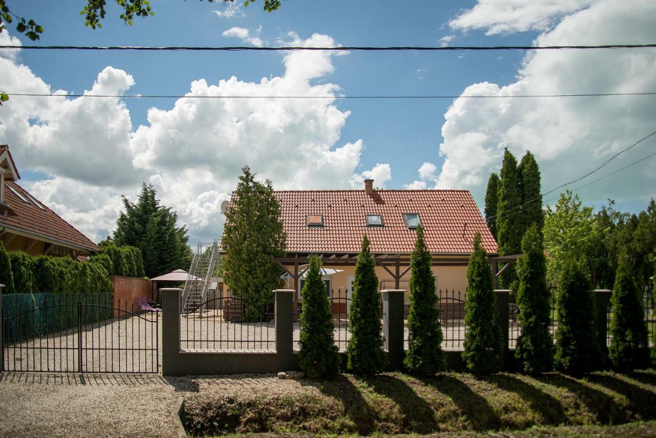 Dorothy Apartman Siófok Exterior foto